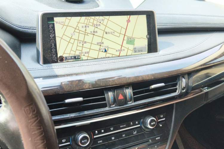 Used BMW X6 2015 xDrive28i Audio And AC Panel