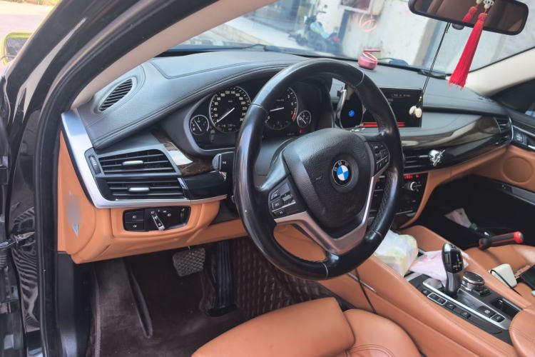 Used BMW X6 2015 xDrive28i Center Console