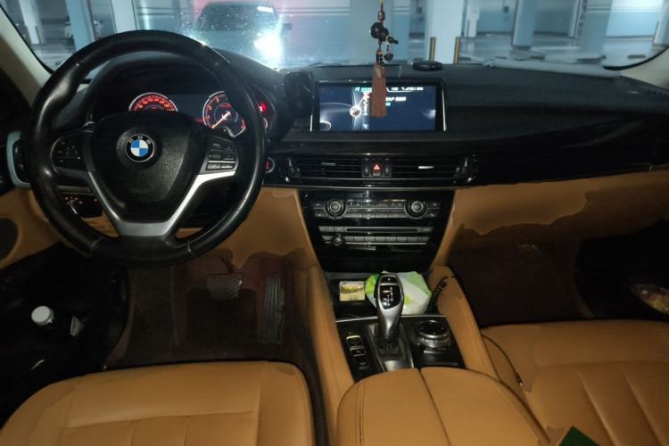 Used BMW X6 2015 xDrive35i Luxury Edition Center Console