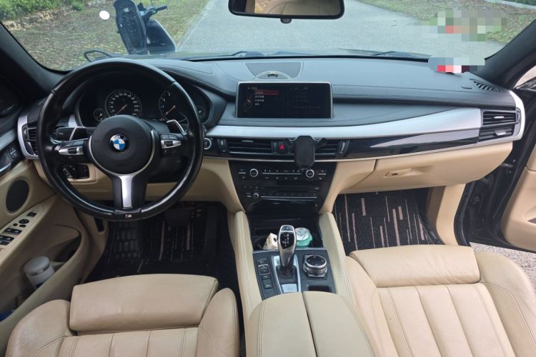Used BMW X6 2015 xDrive35i Luxury Edition Center Console