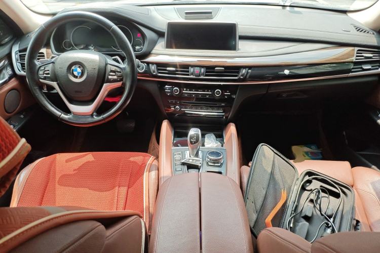 Used BMW X6 2015 xDrive35i Luxury Edition Center Console