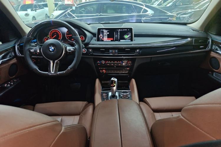 Used BMW X6 2015 xDrive28i Center Console