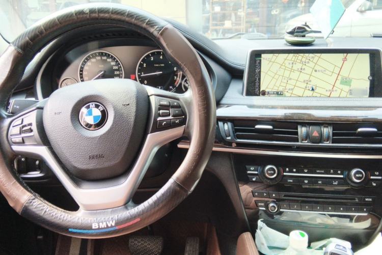 Used BMW X6 2015 xDrive28i Center Console