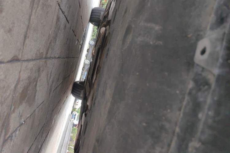 Used BMW X6  Chassis Front
