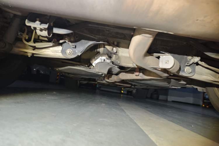 Used BMW X6 2015 xDrive28i Chassis Rear