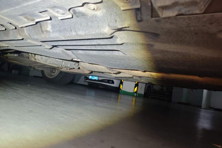 Used BMW X6 2015 xDrive28i Chassis Rear Left