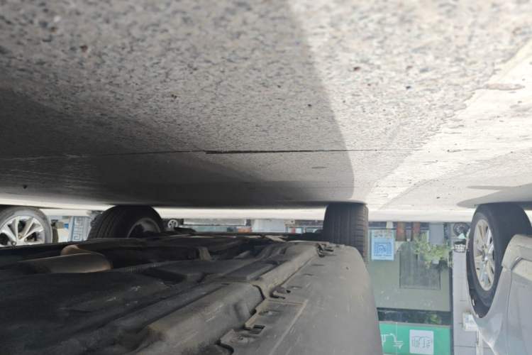 Used BMW X6 2015 xDrive28i Chassis Rear Left