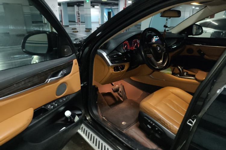 Used BMW X6 2015 xDrive35i Luxury Edition Driver Seat