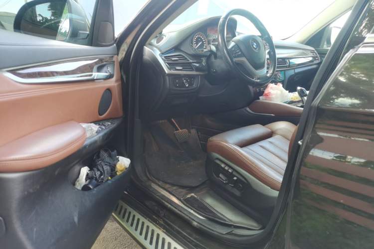 Used BMW X6 2015 xDrive28i Driver Seat