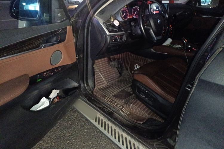 Used BMW X6 2015 xDrive35i Luxury Edition Driver Seat