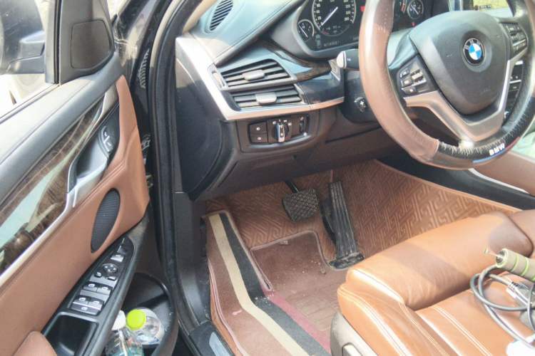 Used BMW X6 2015 xDrive28i Driver Seat