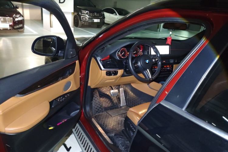 Used BMW X6 2015 xDrive35i Luxury Edition Driver Seat