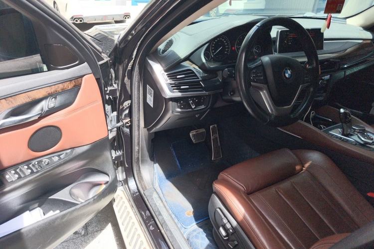 Used BMW X6 2015 xDrive28i Driver Seat