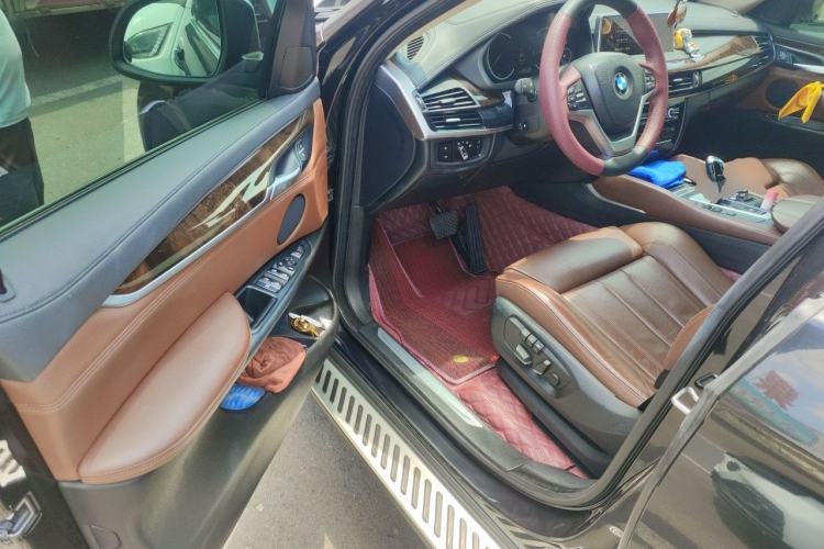 Used BMW X6 2015 xDrive28i Driver Seat