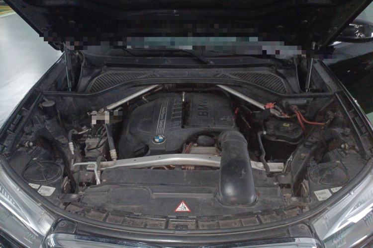 Used BMW X6 2015 xDrive35i Leading Model Engine Bay