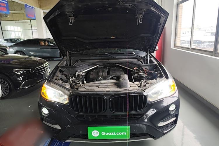 Used BMW X6 2015 xDrive35i Leading Model Engine Bay