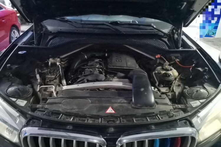 Used BMW X6 2015 xDrive35i Luxury Edition Engine Bay