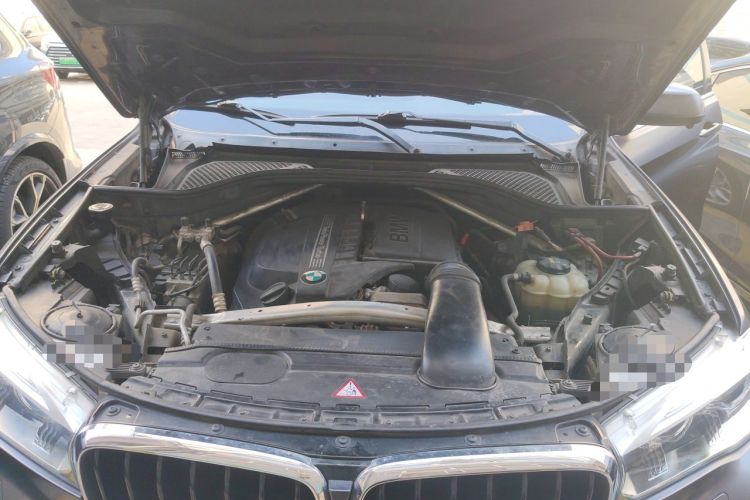 Used BMW X6 2015 xDrive35i Leading Model Engine Bay