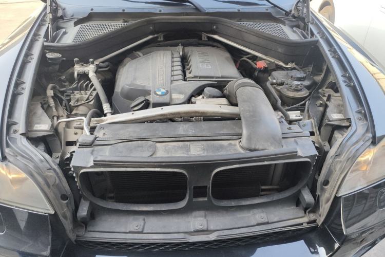 Used BMW X6 2015 xDrive35i Leading Model Engine Bay