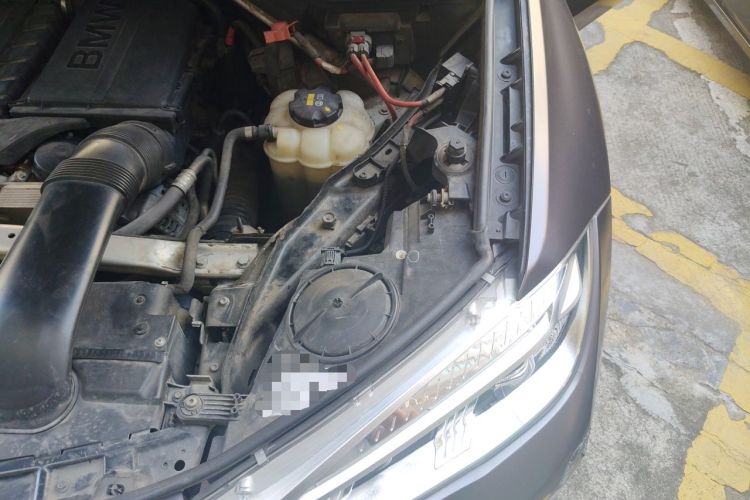 Used BMW X6 2015 xDrive35i Leading Model Engine Bay Left