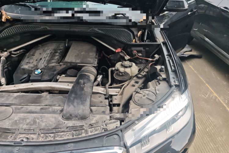 Used BMW X6 2015 xDrive35i Leading Model Engine Bay Left