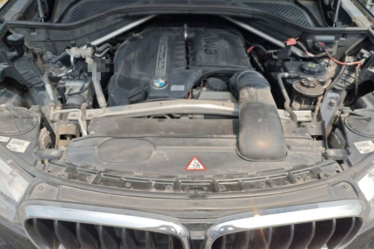 Used BMW X6 2015 xDrive35i Luxury Edition Engine Bay