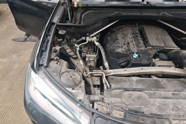 Used BMW X6 2015 xDrive35i Leading Model Engine Bay Right