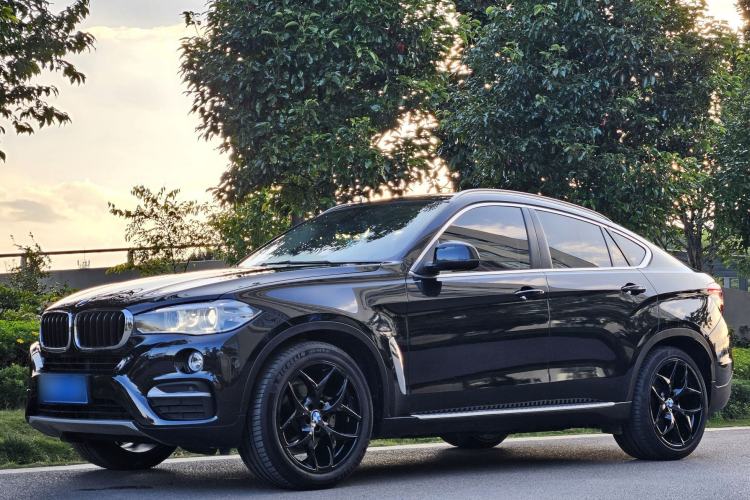 Used BMW X6 2015 xDrive28i Exterior 1