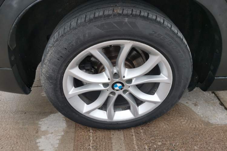 Used BMW X6 2015 xDrive35i Leading Model Exterior 5
