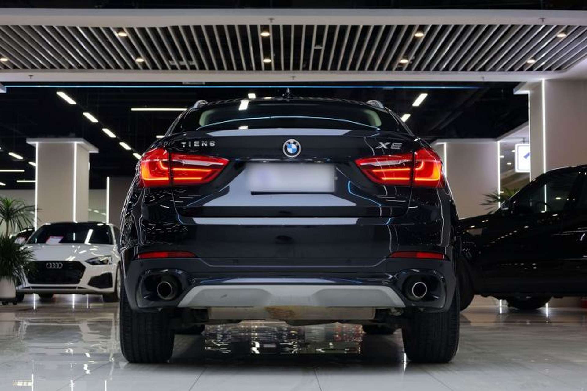 Used BMW X6 2015 xDrive35i Leading Model Exterior 6