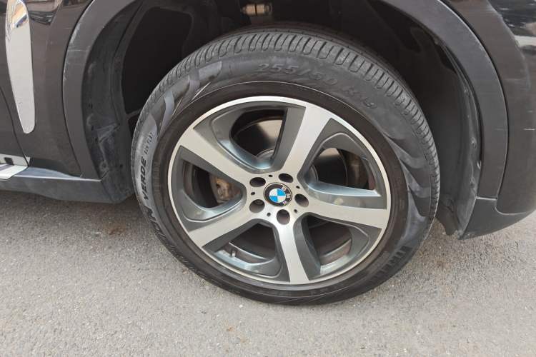Used BMW X6 2015 xDrive35i Luxury Edition Exterior 7