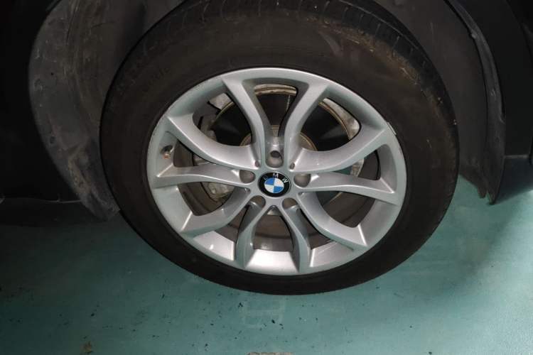 Used BMW X6 2015 xDrive28i Exterior 7