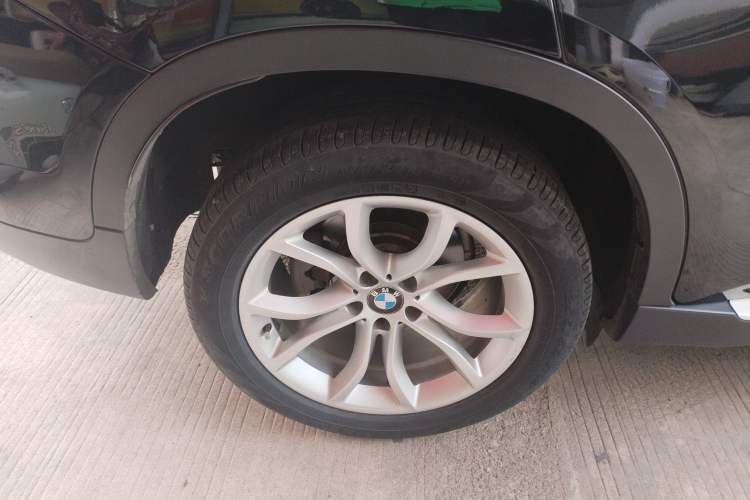 Used BMW X6 2015 xDrive35i Leading Model Exterior 8