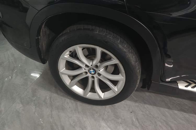 Used BMW X6 2015 xDrive35i Leading Model Exterior 8