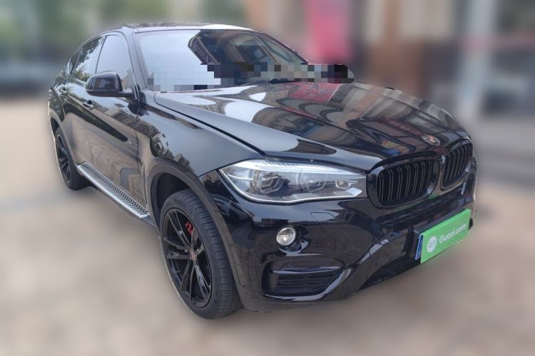 Used BMW X6  Front Right 45 Deg