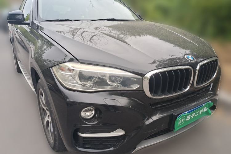 Used BMW X6 2015 xDrive35i Luxury Edition Front Right 45 Deg
