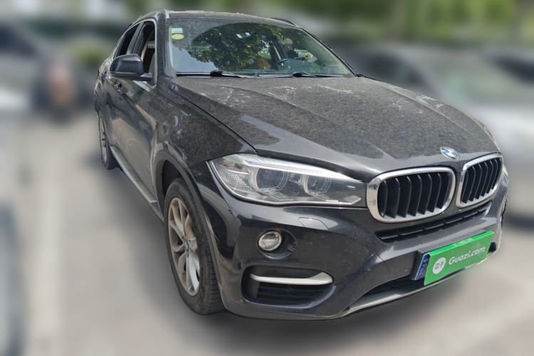 Used BMW X6 2015 xDrive28i Front Right 45 Deg