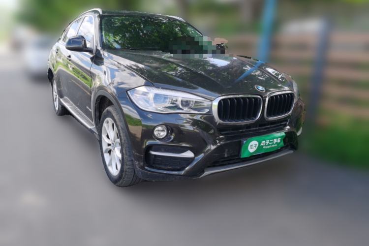 Used BMW X6 2015 xDrive28i Front Right 45 Deg