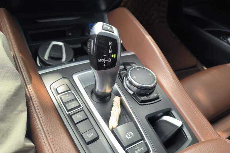 Used BMW X6 2015 xDrive28i Gear Lever
