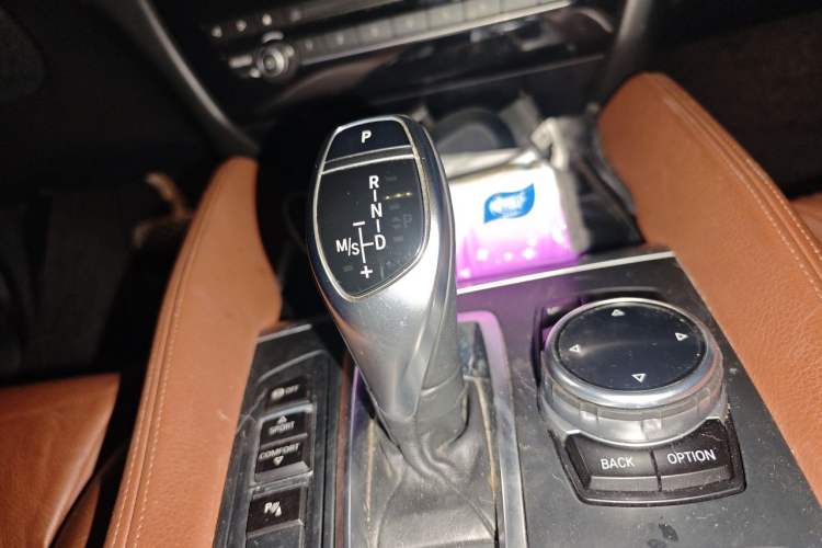 Used BMW X6 2015 xDrive35i Leading Model Gear Lever