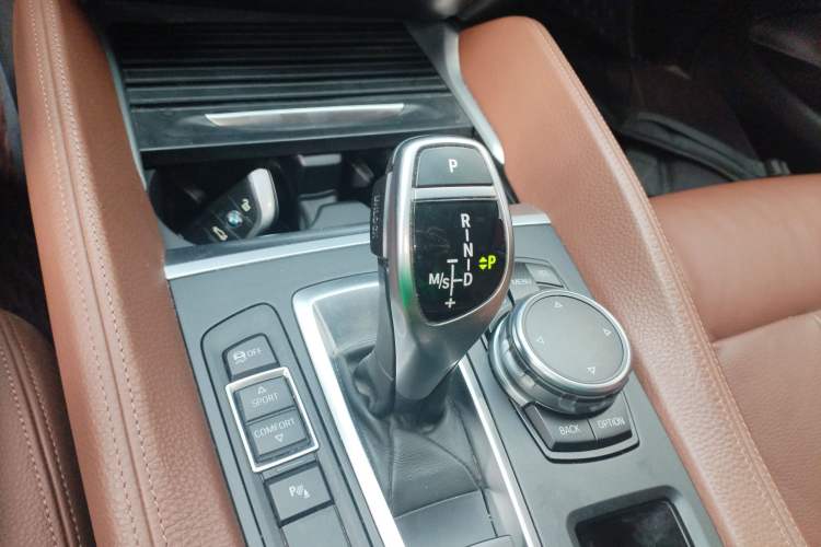 Used BMW X6 2015 xDrive35i Leading Model Gear Lever