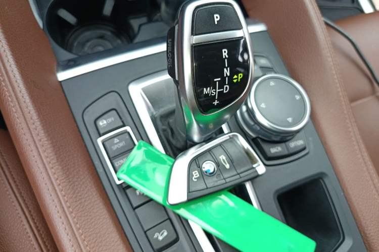 Used BMW X6 2015 xDrive35i Leading Model Gear Lever