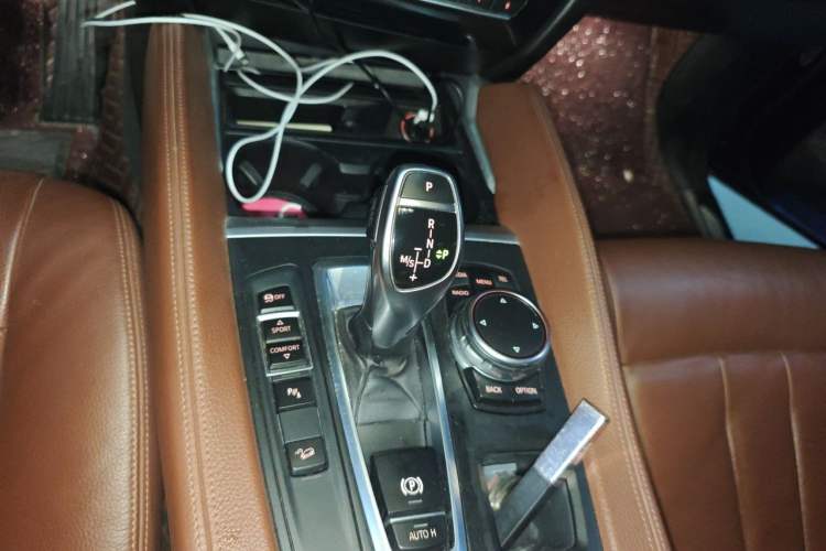 Used BMW X6 2015 xDrive35i Leading Model Gear Lever