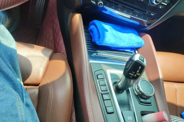 Used BMW X6 2015 xDrive28i Gear Lever