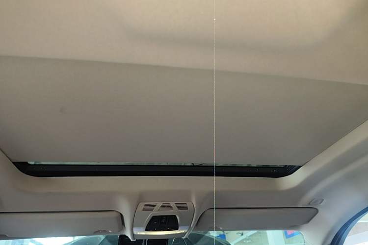 Used BMW X6 2015 xDrive35i Leading Model Headliner