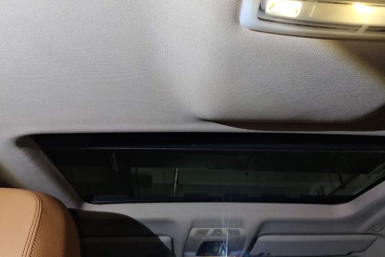 Used BMW X6 2015 xDrive35i Luxury Edition Headliner