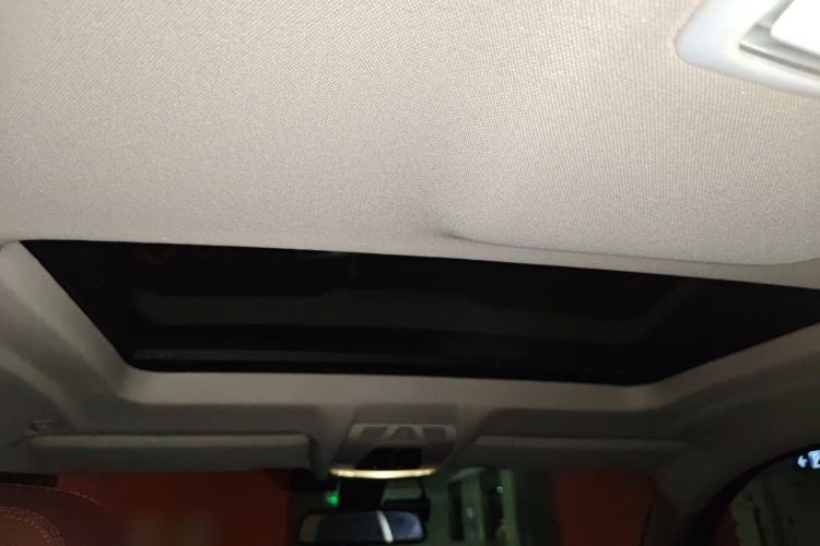 Used BMW X6 2015 xDrive35i Leading Model Headliner
