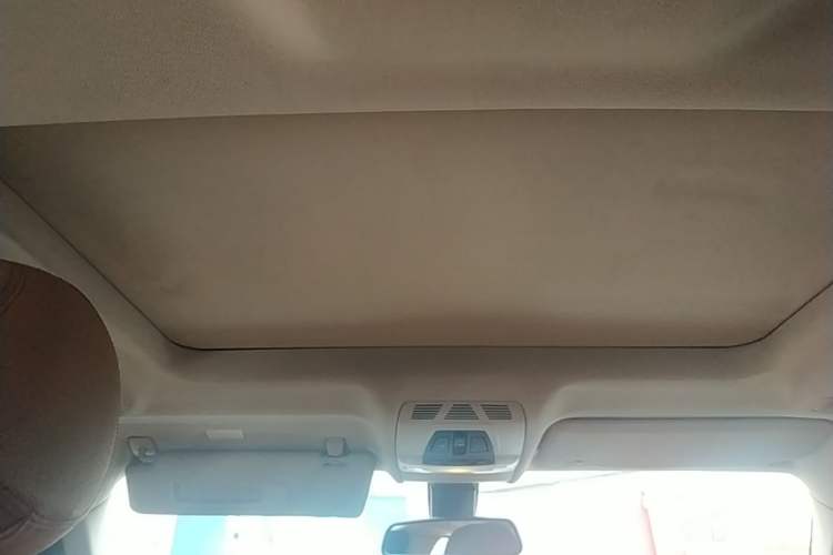 Used BMW X6 2015 xDrive28i Headliner