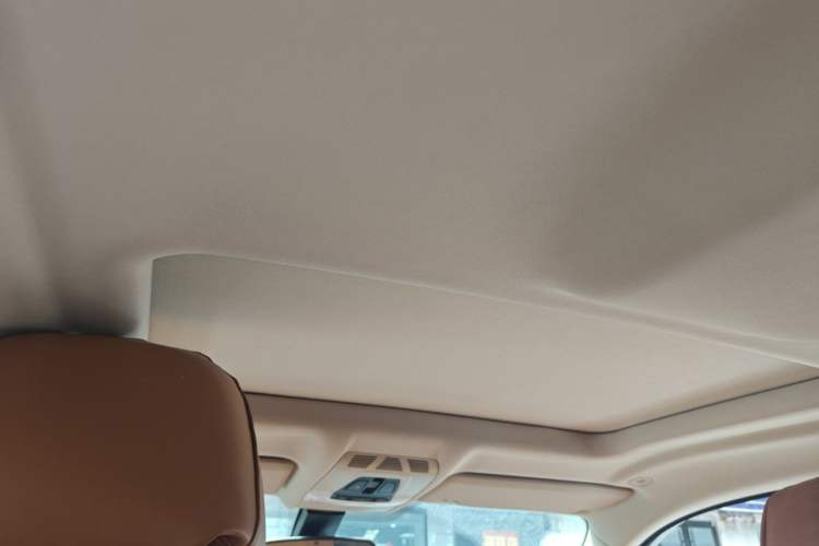 Used BMW X6 2015 xDrive28i Headliner