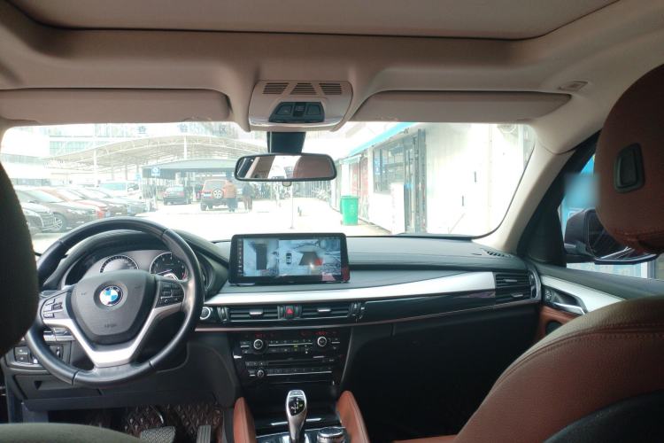 Used BMW X6 2015 xDrive35i Leading Model Headliner
